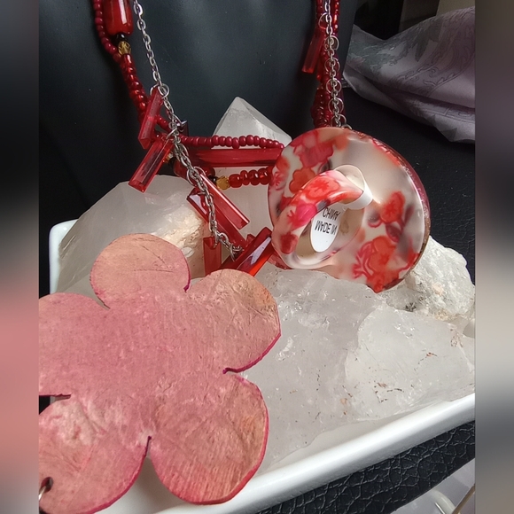 Red Lot Glass & Acrylic Necklaces, Painted Flower Dangle Earrings, Fashion Ring - Picture 8 of 9